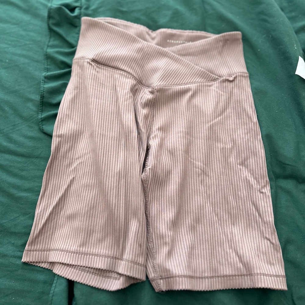 Aeropostale brown biker shorts